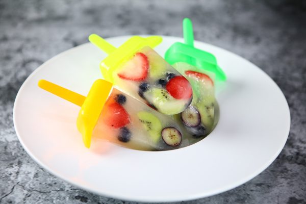 10.Fresh Fruit Popsicles_1200x800