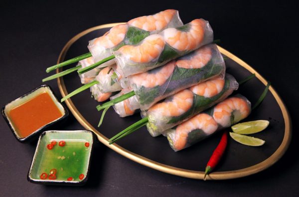 FRESH-SALAD-ROLLS-WITH-SHRIMP_110_IMG_4653